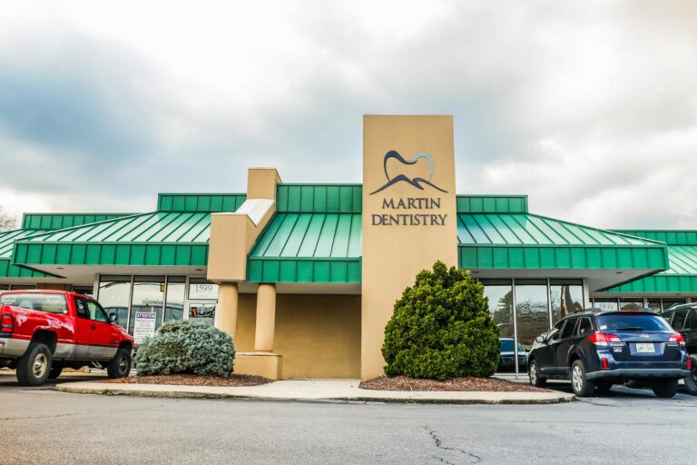 building exterior of Martin Dentistry in Kingsport, TN