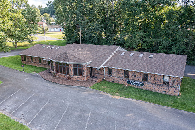 building exterior of martin dentistry, Elizabethton